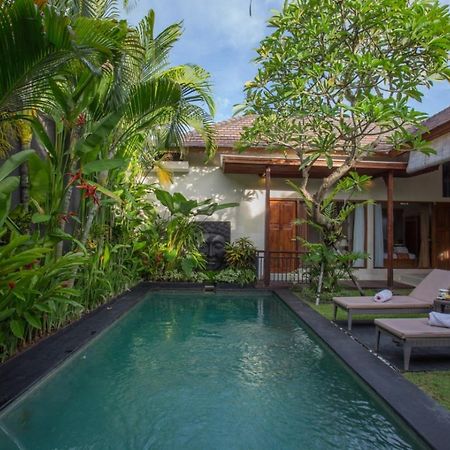 Sandi Agung Villa Семиньяк Экстерьер фото